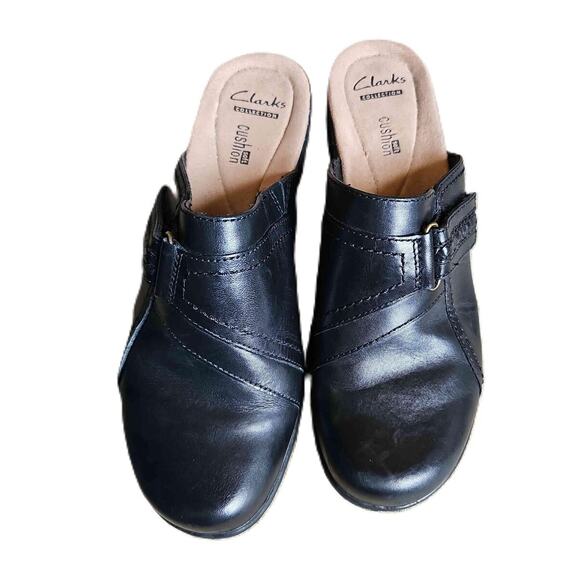 Women's Clark's Slide On Sandals size 7 black leather slide on low heel - Picture 5 of 10